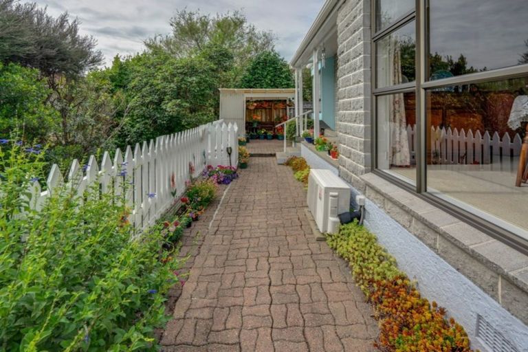 Photo of property in 2/4 Byron Place, Stoke, Nelson, 7011