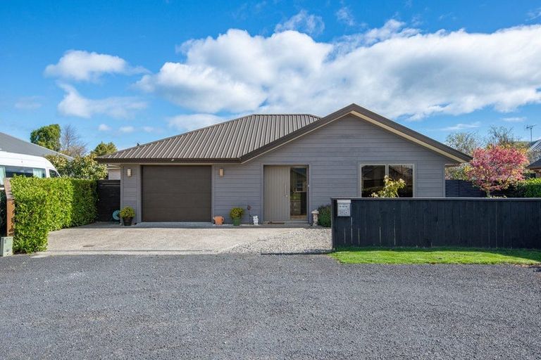Photo of property in 58 Silverstream Drive, Mosgiel, 9024