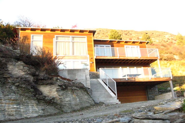 Photo of property in 4 Willow Place, Kawarau Falls, Queenstown, 9300