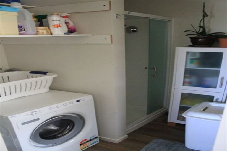 Photo of property in 3/12 Rimu Street, New Lynn, Auckland, 0600