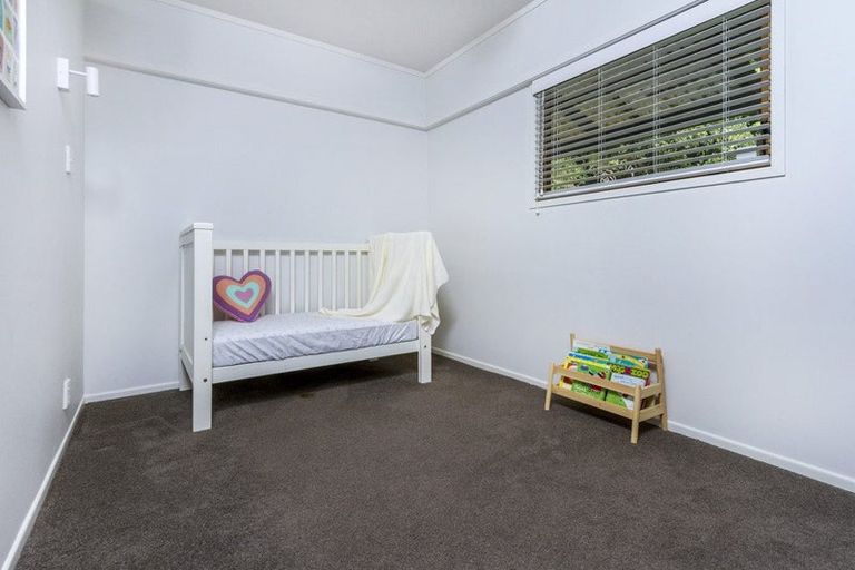 Photo of property in 6 Menear Lane, Hillcrest, Auckland, 0627