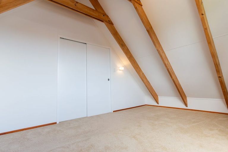 Photo of property in 1396 Whangaparaoa Road, Army Bay, Whangaparaoa, 0930