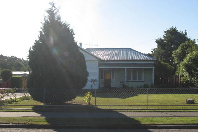 Photo of property in 19 George Street, Geraldine, 7930