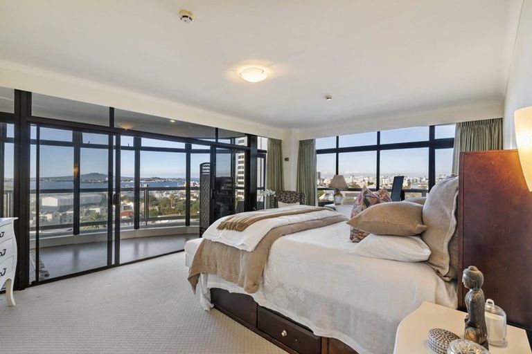 Photo of property in Shangri La Apartments, 7/97 Jervois Road, Herne Bay, Auckland, 1011