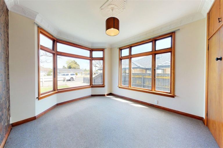 Photo of property in 581 Queen Street East, Levin, 5510