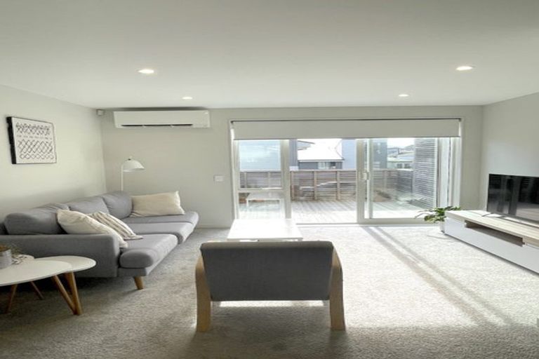 Photo of property in 10/31 Princess Terrace, Newtown, Wellington, 6021