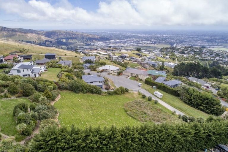 Photo of property in 10 Signal Hill Road, Mount Pleasant, Christchurch, 8081