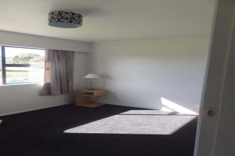 Photo of property in 2 Ridgeway Place, Glenview, Hamilton, 3206