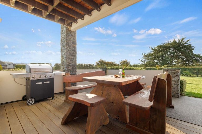 Photo of property in 1 Hayfield Terrace, Cust, Rangiora, 7471