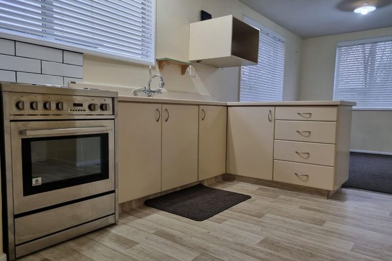 Photo of property in 1/36 Heathcote Street, Woolston, Christchurch, 8023