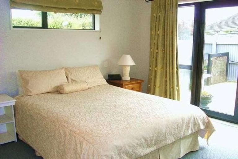 Photo of property in 113d Somerfield Street, Somerfield, Christchurch, 8024