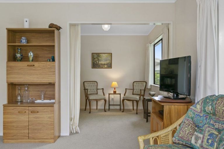 Photo of property in 33 Korimako Road, Waipahihi, Taupo, 3330