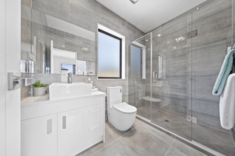 Photo of property in 8 Lavey Road, Flat Bush, Auckland, 2019