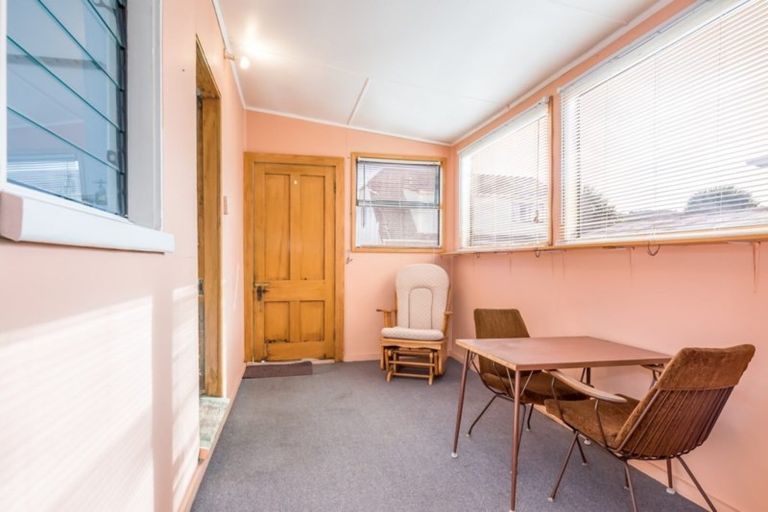 Photo of property in 11 Bay Street, Petone, Lower Hutt, 5012