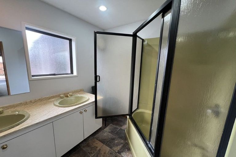 Photo of property in 32 Arkwright Place, Halswell, Christchurch, 8025