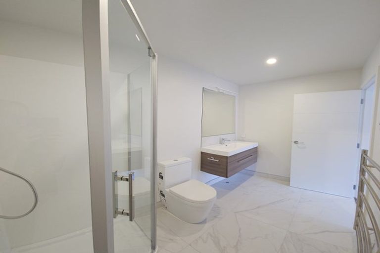 Photo of property in 81 Hokioi Drive, Kenepuru, Porirua, 5022