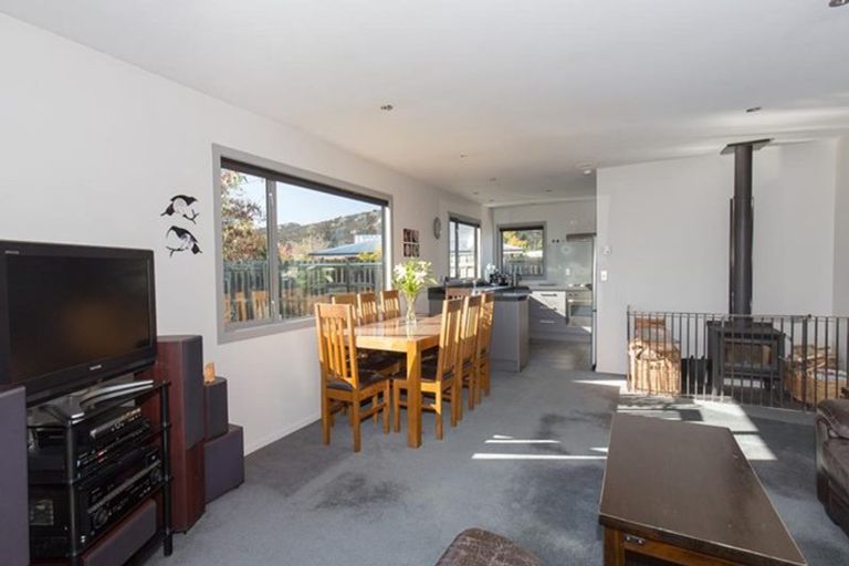 Photo of property in 19 Ragan Lane, Wanaka, 9305