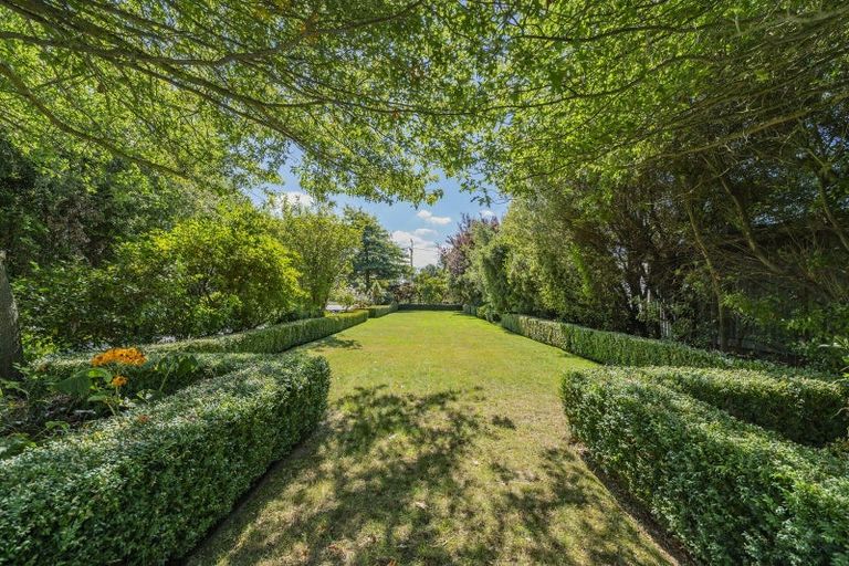 Photo of property in 20 Brook Street, Southbridge, 7602