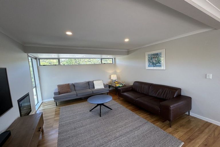 Photo of property in 29 Kiriwai Road, Paremata, Porirua, 5024