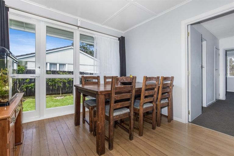 Photo of property in 4 Nikau Place, Waiuku, 2123