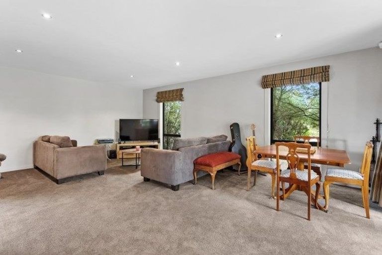 Photo of property in 2 Camwell Park, Flaxton, Rangiora, 7691