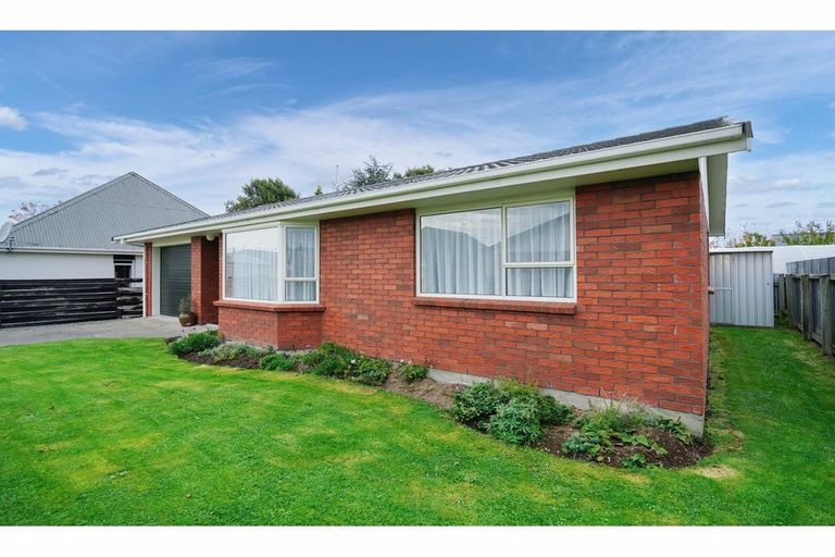 Photo of property in 17 Galway Street, Grasmere, Invercargill, 9810