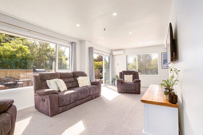 Photo of property in 289 Shakespeare Street, Leamington, Cambridge, 3432