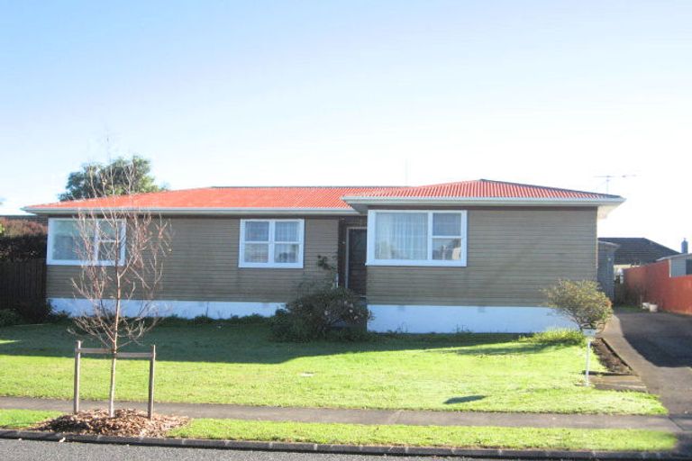 Photo of property in 26 Addington Avenue, Manurewa, Auckland, 2102