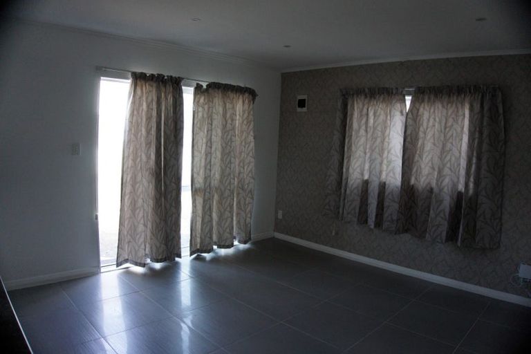 Photo of property in 40 Puriri Road, Manurewa, Auckland, 2102