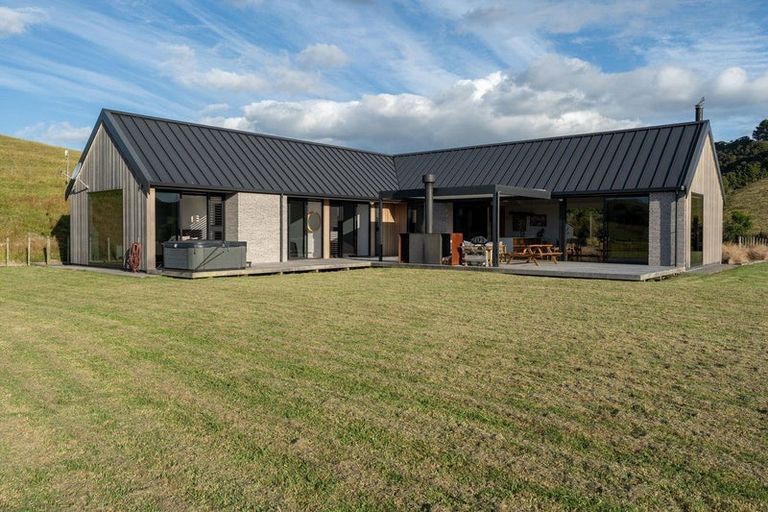 Photo of property in 623b Puketona Road, Haruru, 0204