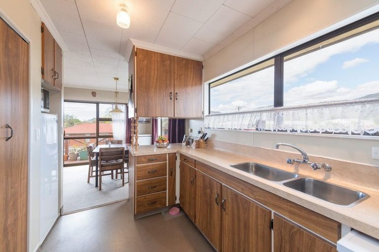 Photo of property in 2 Andrew Street, Stoke, Nelson, 7011