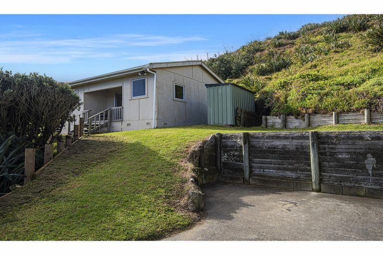 Photo of property in 13 Ocean Close, Te Kopuru, 0371