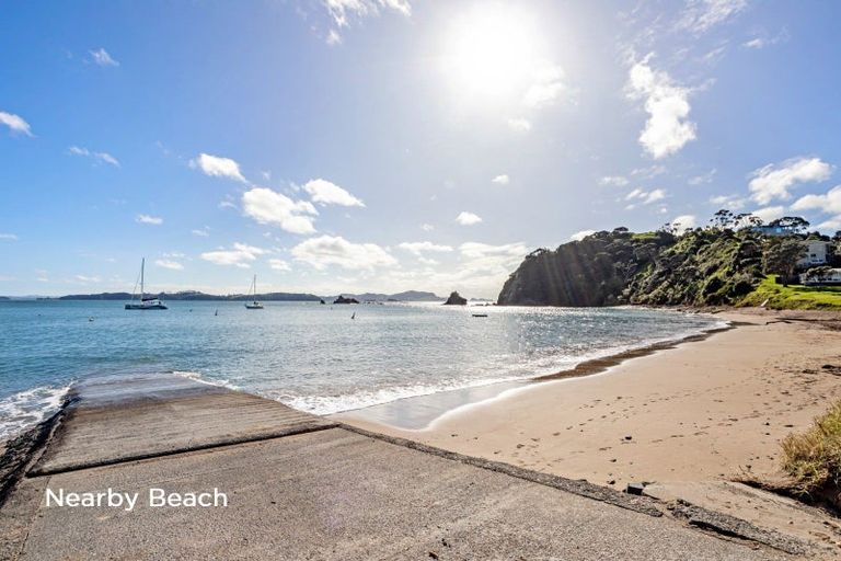 Photo of property in 21 Du Fresne Place, Russell, 0202