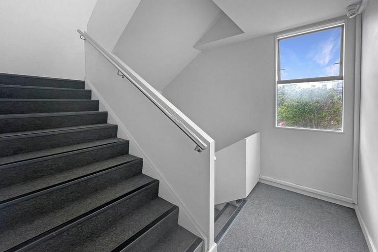 Photo of property in 2/42 Constable Street, Newtown, Wellington, 6021