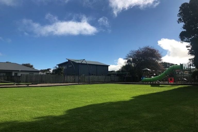 Photo of property in 42b Wallis Street, Raglan, 3225