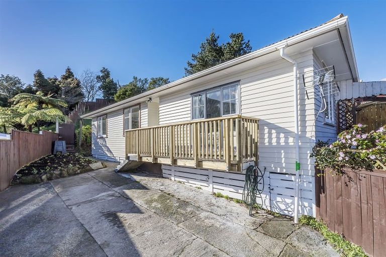 Photo of property in 108 Arahura Crescent, Waitangirua, Porirua, 5024