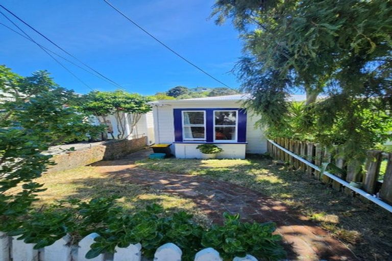 Photo of property in 26 Duppa Street, Berhampore, Wellington, 6023