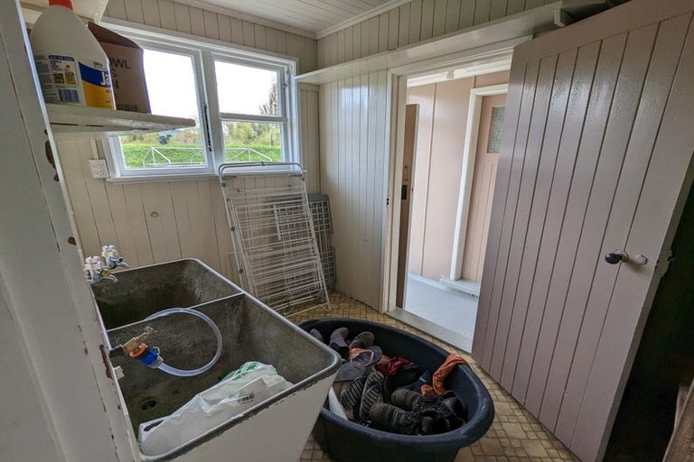 Photo of property in 9 Rangatira Road, Te Karaka, 4022