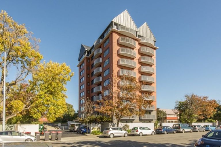 Photo of property in Gloucester Towers, 1/28 Gloucester Street, Christchurch Central, Christchurch, 8013