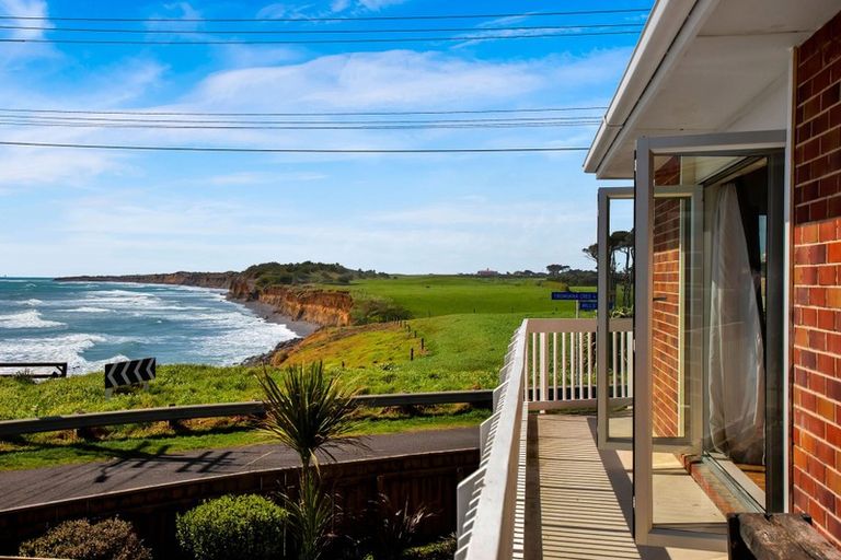 Photo of property in 1 Tiromoana Crescent, Bell Block, New Plymouth, 4312