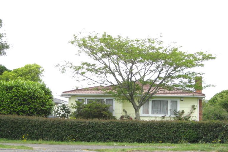 Photo of property in 36 Manuroa Road, Takanini, 2112