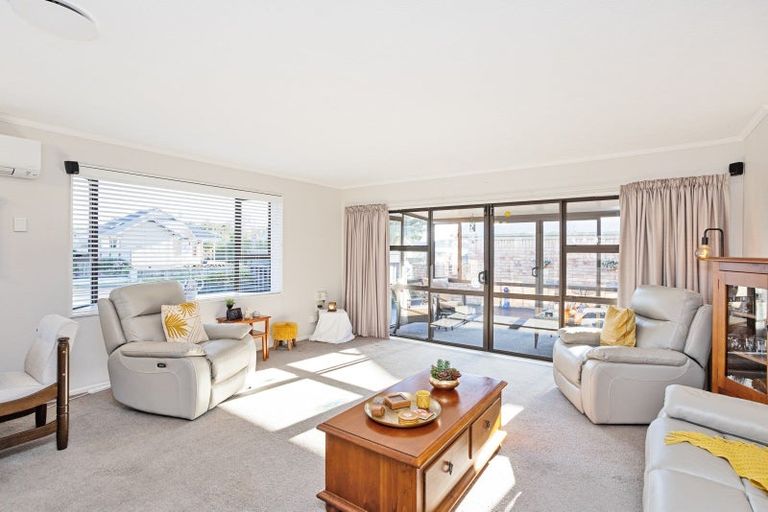 Photo of property in 44 Newcastle Street, Windsor, Invercargill, 9810