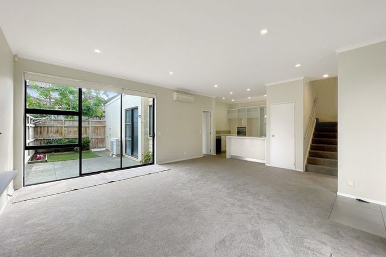 Photo of property in 51 Bluegrey Avenue, Stonefields, Auckland, 1072