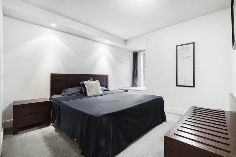 Photo of property in Breakfree Alpine Village, 8/643 Frankton Road, Queenstown, 9300