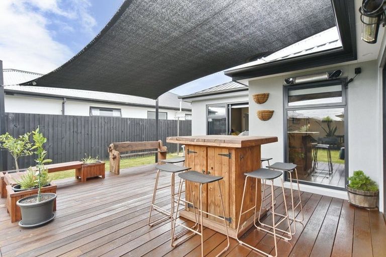 Photo of property in 8/21 Blakes Road, Belfast, Christchurch, 8051