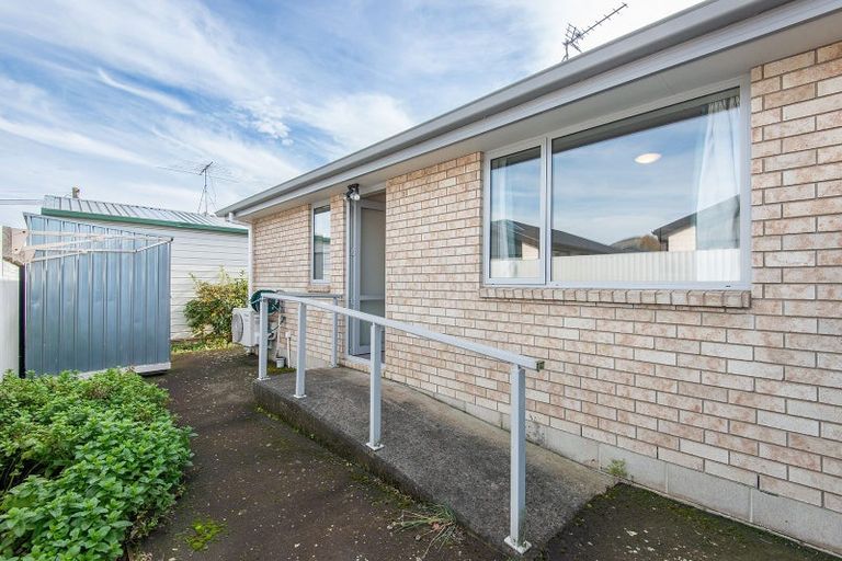 Photo of property in 2c Dey Street, Mosgiel, 9024