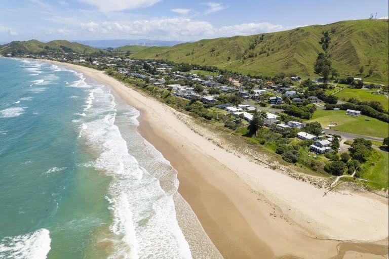 Photo of property in 161 Wairere Road, Wainui, 4010