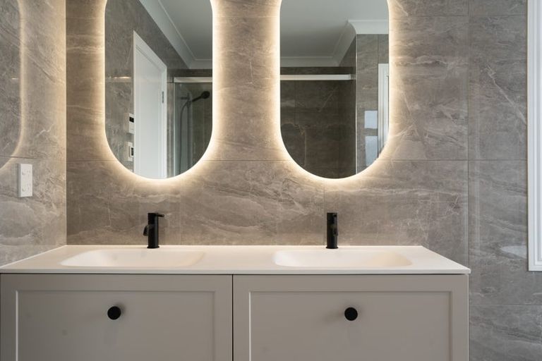 Photo of property in 28 Farnworth Terrace, Churton Park, Wellington, 6037