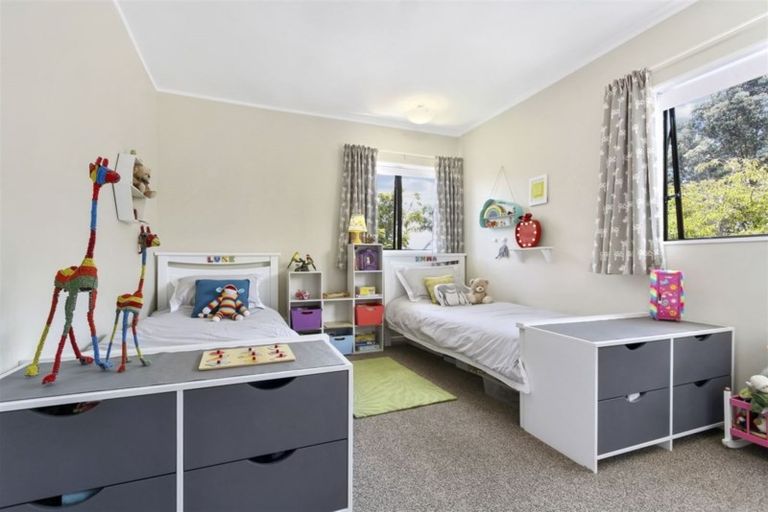 Photo of property in 1/26 Petrel Place, Massey, Auckland, 0614