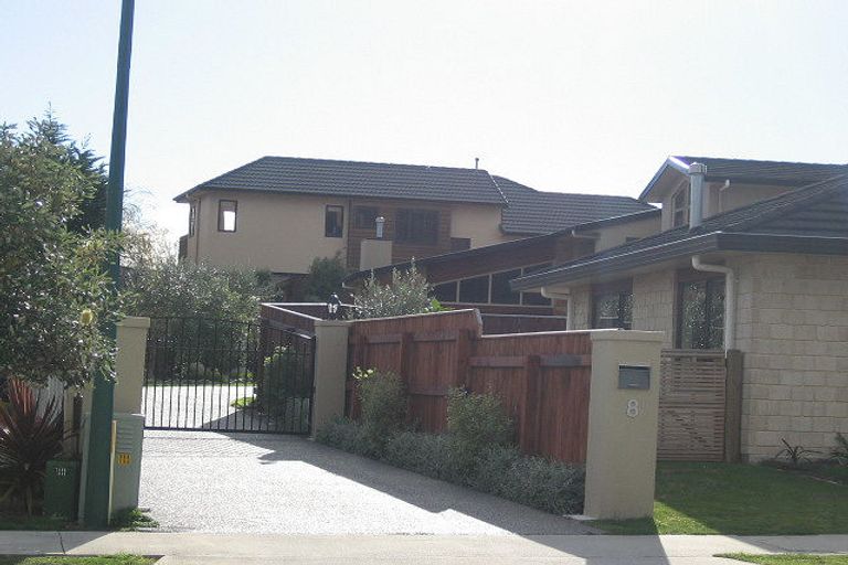Photo of property in 8 Datum Way, Paraparaumu, 5032